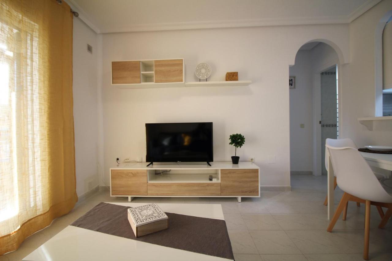 Elvira Home, Coqueto Apartamento Con Piscina En La Mata, Torreviejaaq-153 La Mata  Bagian luar foto